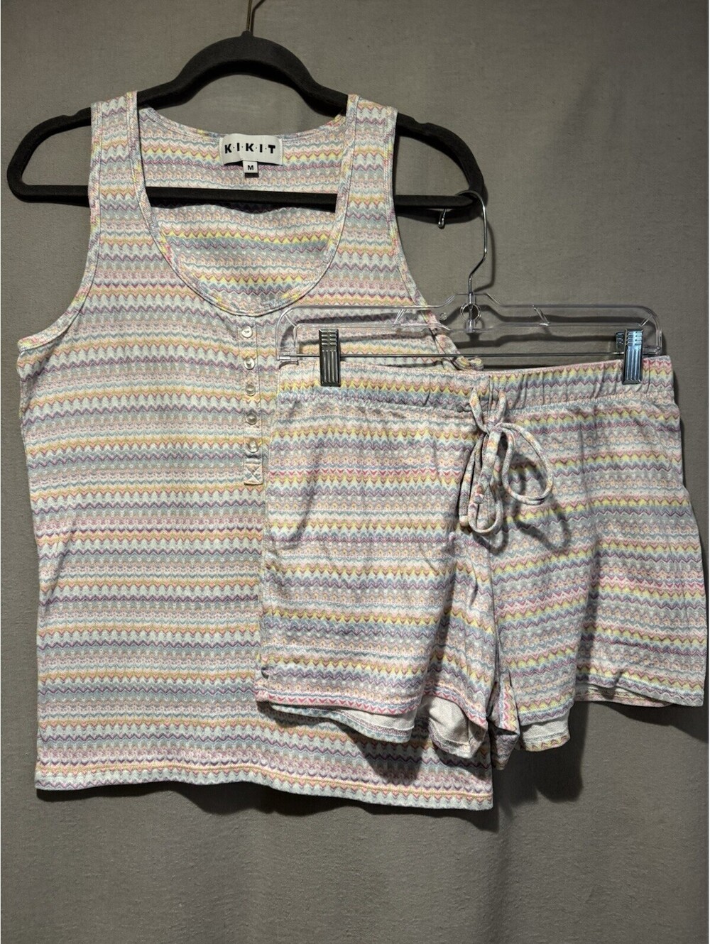 KIKIT Womens 2 Piece Lounge Set Shorts Medium Zigzag Stripe Tank and Shorts Soft